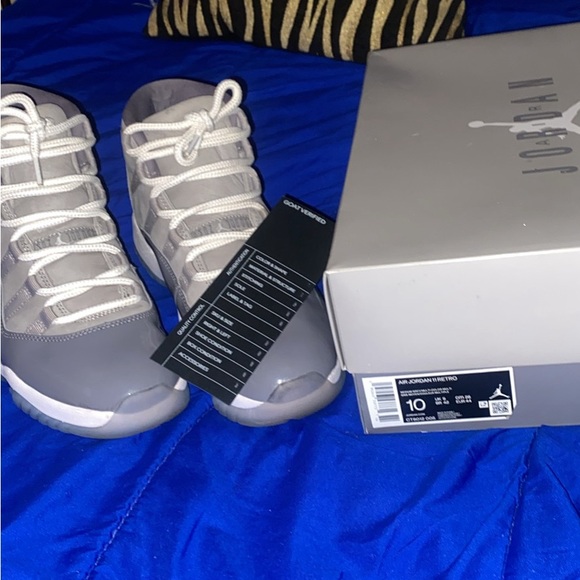 Jordan 11 cool grey size 10 250$ READ DESCRIPTION!!!!